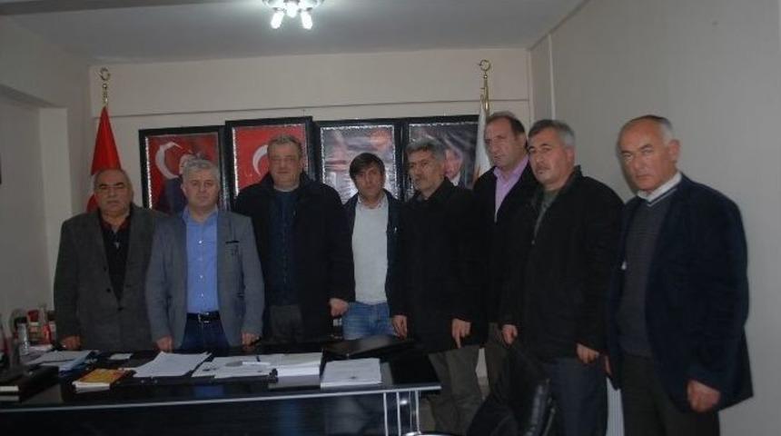 Servis&ccedil;iler Korsana Karşı Destek Arayışını S&uuml;rd&uuml;rd&uuml;