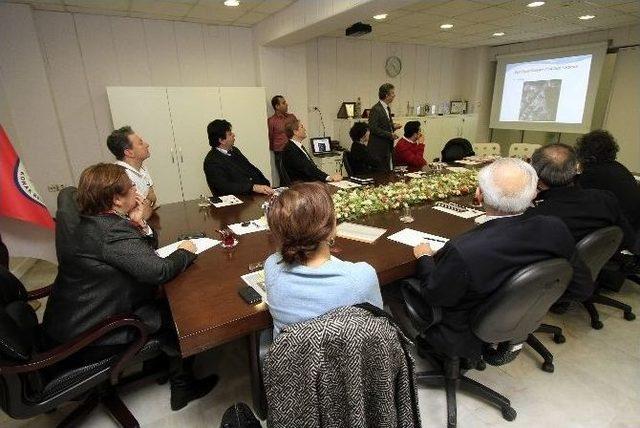 Konak Belediyesi, Yeni Hizmet Binası Çalışmalarını Hızlandırdı