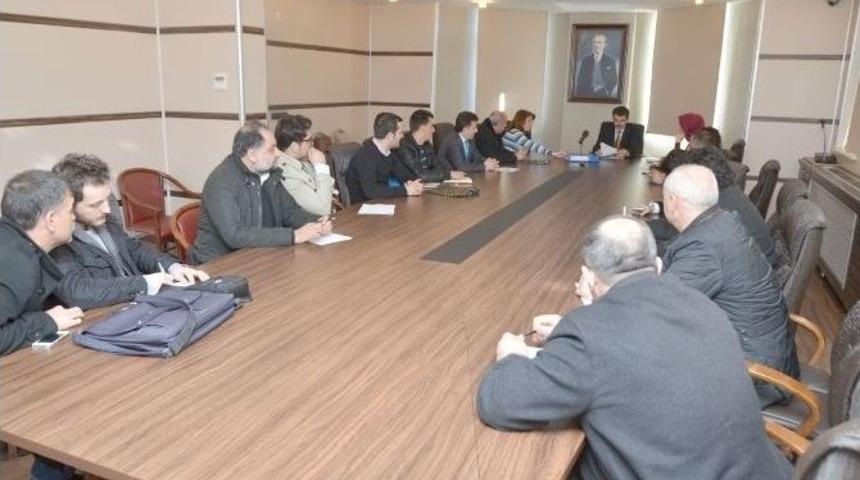 Kartepe Belediyesi, Hırdavat Ve Nalburiye Malzemesi İhalesine 8 Teklif