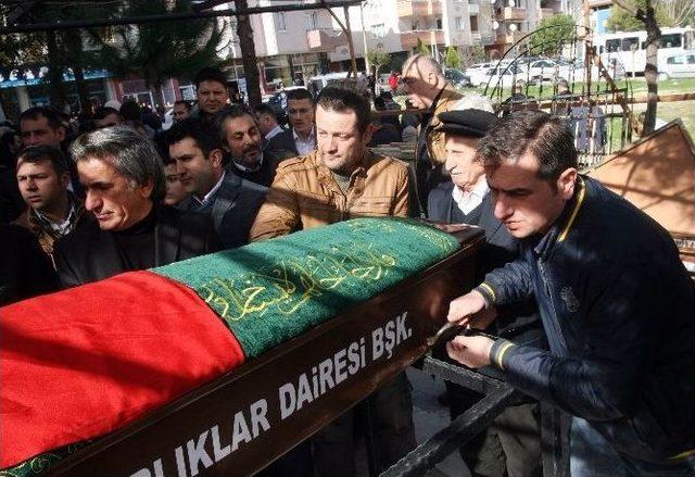 İtalya’daki Gemi Kazasında Ölen Mürettebat Son Yolculuğuna Uğurlandı