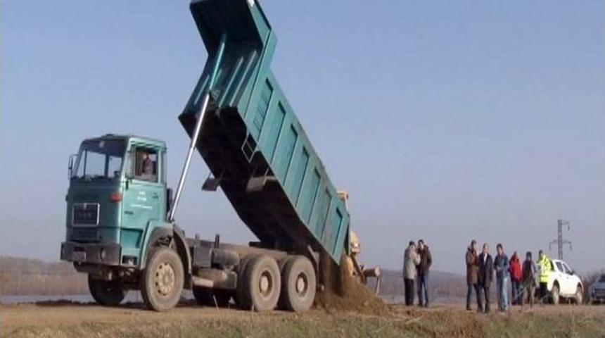 Edirne&rsquo;nin İpsala İl&ccedil;esinde Sel Ve Su Taşkınları İ&ccedil;in Tedbir Alınıyor