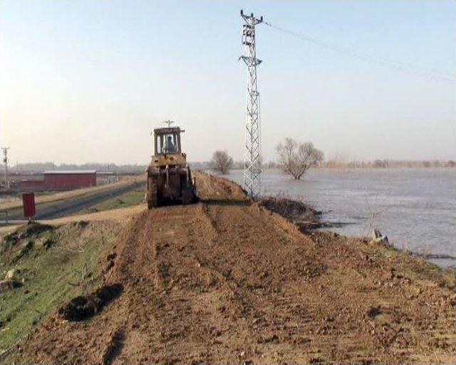 Edirne’nin İpsala İlçesinde Sel Ve Su Taşkınları İçin Tedbir Alınıyor