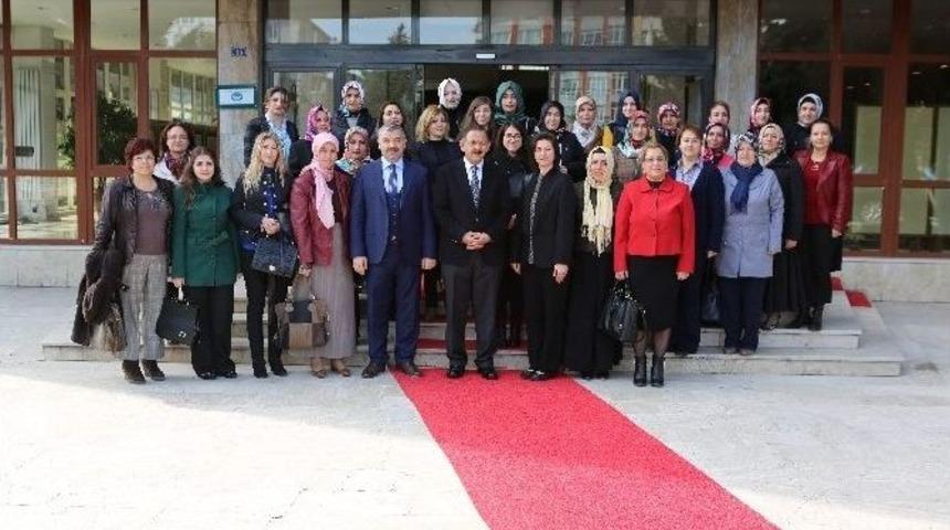 "hanımlar Ak Parti İle Daha Aktif&rdquo;