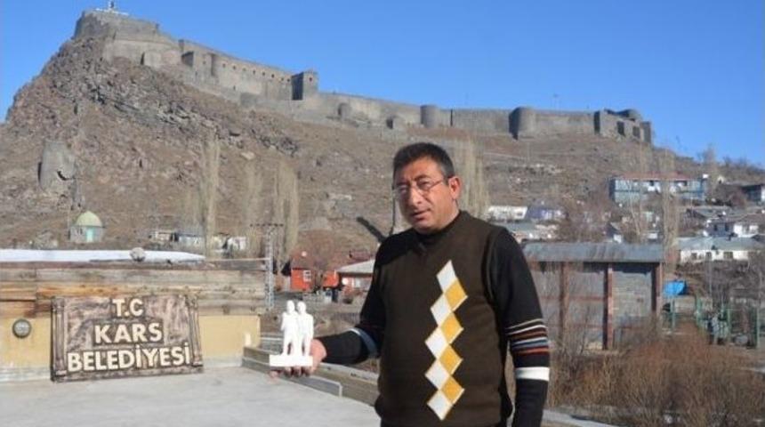 Kars Belediyesi Sarıkamış Şehitlerinin Minyat&uuml;rlerini Yaptırıyor