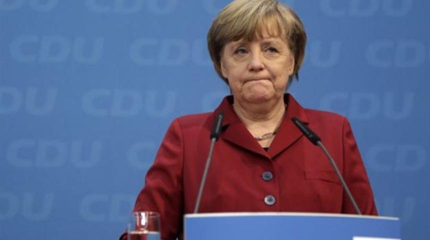 Merkel'den büyük gaf! Ermenistan ve Azerbaycan'ı karıştırdı! 