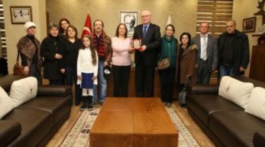 &Ccedil;&ouml;lyakla Yaşam Derneği &Uuml;yeleri Başkan Kurt&rsquo;u Ziyaret Etti