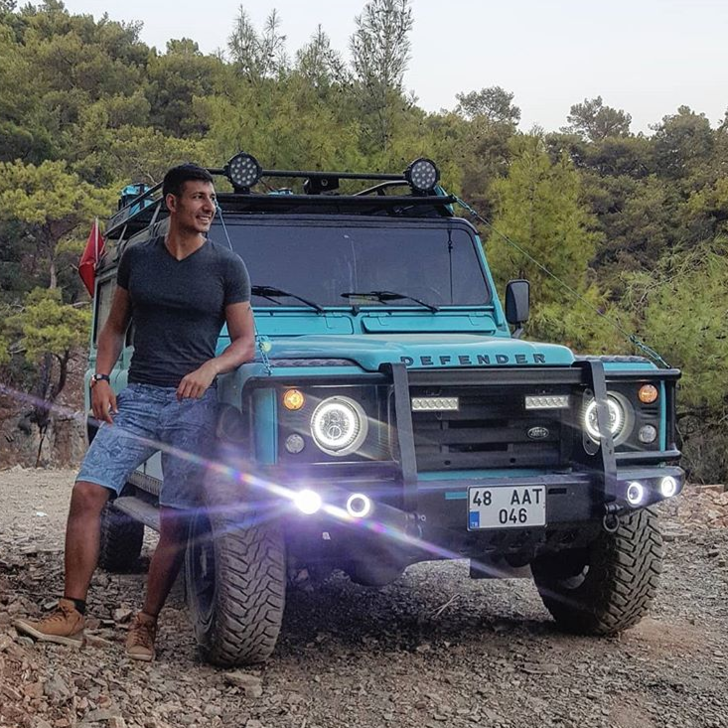 30 bin lira maaşlı ‘profesyonel turist’ mesaide G3