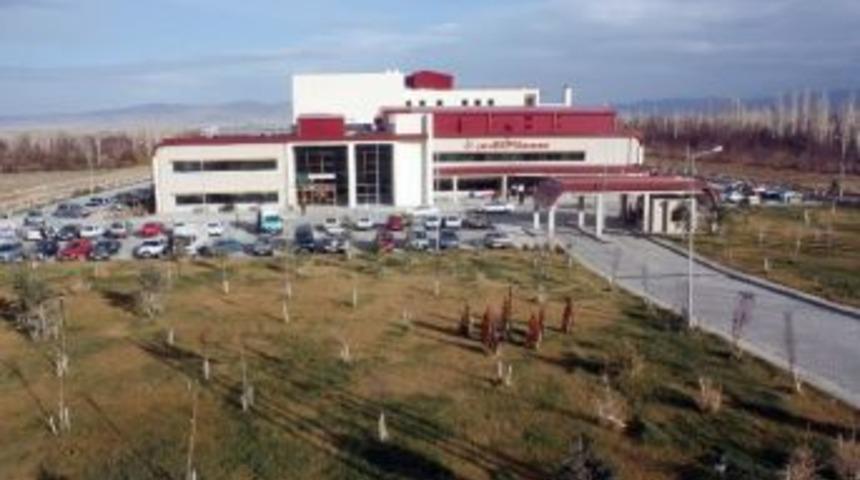 &Ccedil;ay Devlet Hastanesine Doktor Atamaları Başladı