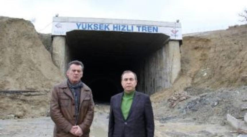 Demirel Hızlı Tren Şantiyelerini Gezdi