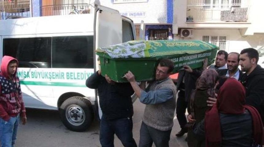 Kimliği Kolundaki 'şeytan' D&ouml;vmesinden Saptanan Nuran Dutlu, Toprağa Verildi