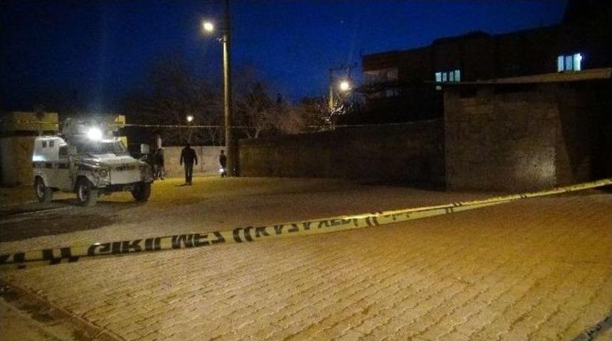 &Ccedil;ocukların Oynadığı Mayının Patlamaması Faciayı &Ouml;nledi