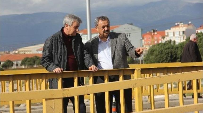 Karınca Deresi K&ouml;pr&uuml;s&uuml; Yıkılıyor