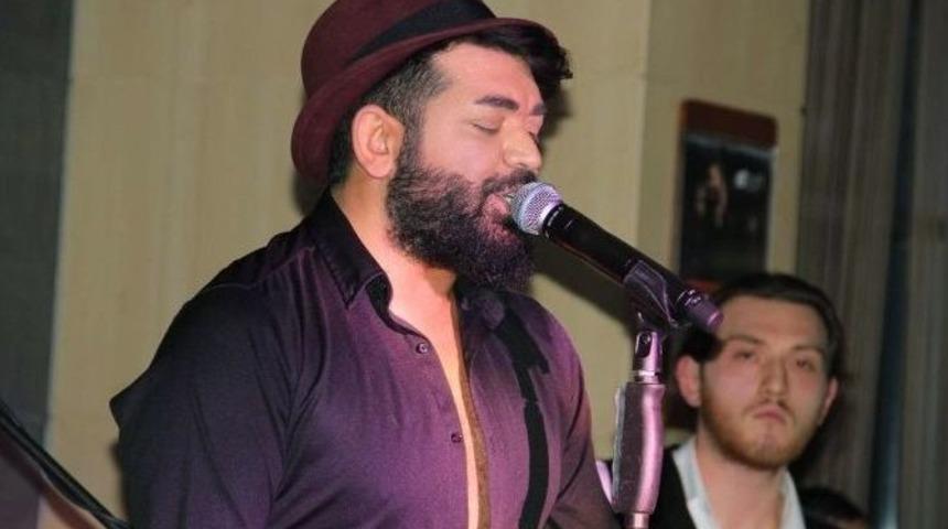 Sefa, Aloft Bursa&rsquo;da Sevenleriyle Buluştu