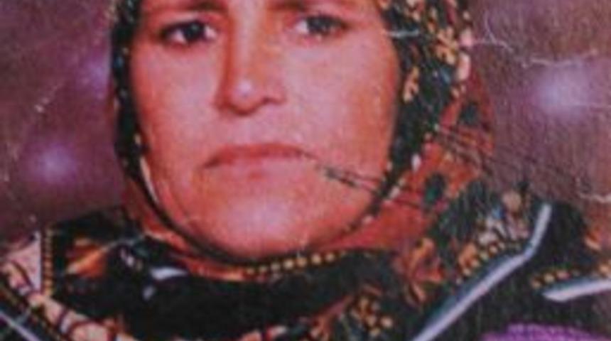 İla&ccedil; Almaya Giderken Kazada &Ouml;ld&uuml;