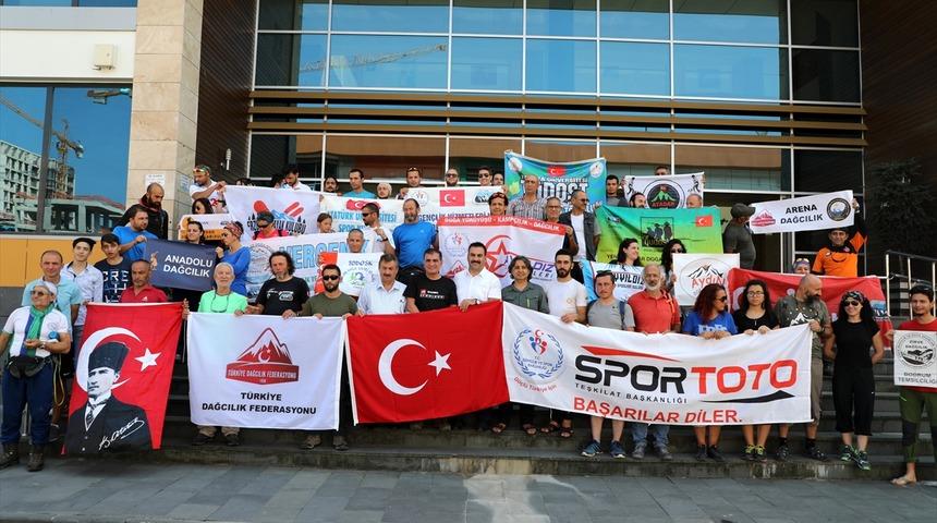 Kaçkarların zirvesine, 30 Ağustos Zafer Tırmanışı