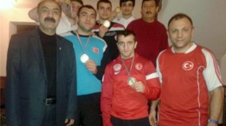 Milli Boks&ouml;rler, Avrupa&rsquo;da 5 Madalya Kazandı