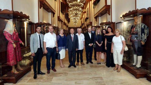 Eugen Doga'dan Atatürk'e beste