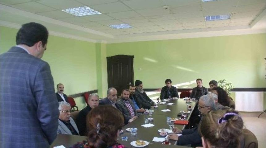 Kulp Belediyesi Siyasi Parti Ve Stk Temsilcileri İle Bir Araya Geldi