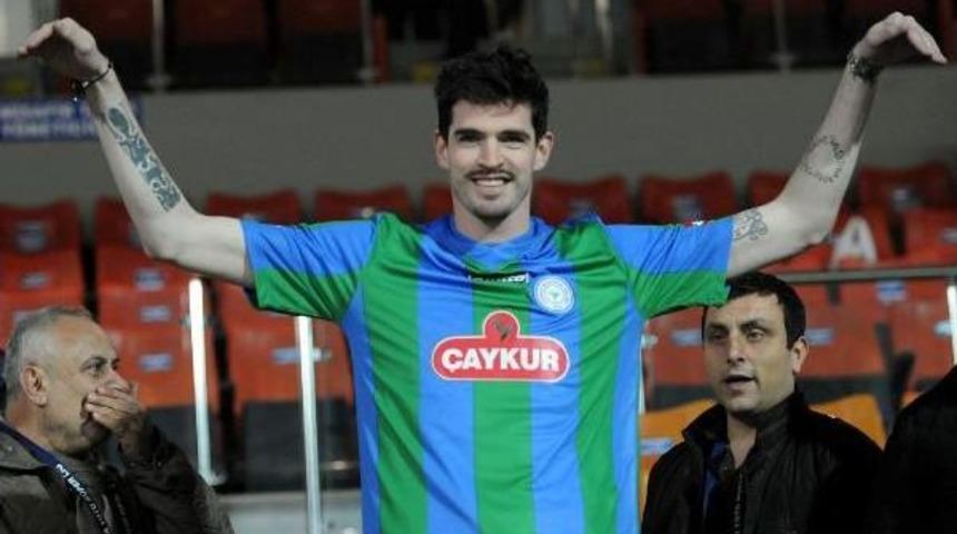 Çaykur Rizespor'a İrlandalı Forvet