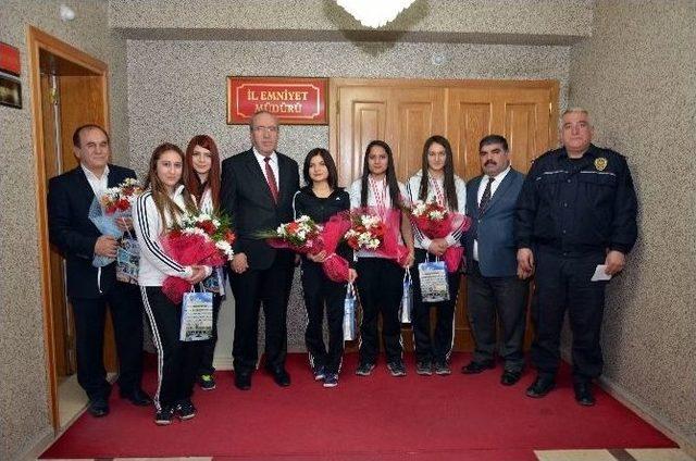 Burdur Emniyet Spor Kulübü Sporcularının Büyük Başarısı