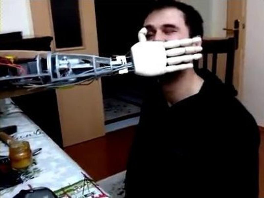 Osmanlı Tokadı Atan Yapay Kol