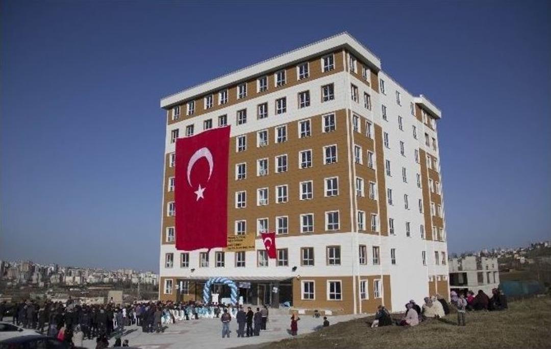 Canik İmam-hatip&rsquo;e G&ouml;rkemli Devir