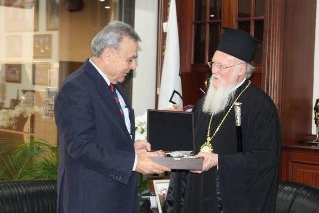 Bartholomeos’tan Türk Kahvesine Övgü