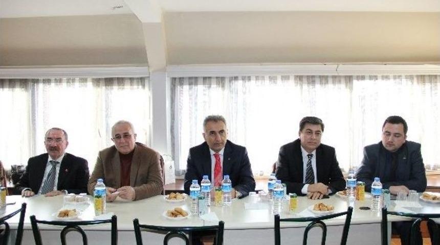 Artvinliler Vakfı&rsquo;nda Kan Değişimi