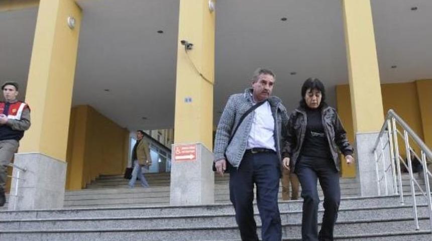 &Ouml;ld&uuml;r&uuml;l&uuml;p Elleri Kesilen Kadının Kimliği Kolundaki 'şeytan' D&ouml;vmesinden Saptandı (4)