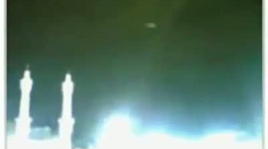 Kabe'nin &uuml;zerindeki esrarengiz g&ouml;r&uuml;nt&uuml;ler