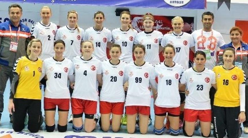 Paşa Melekleri Avrupa Sınavına &Ccedil;ıkıyor