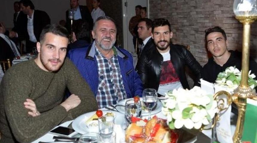 Gen&ccedil; Bursasporlular Derneği'nin Geleneksel Gecesi Yapıldı