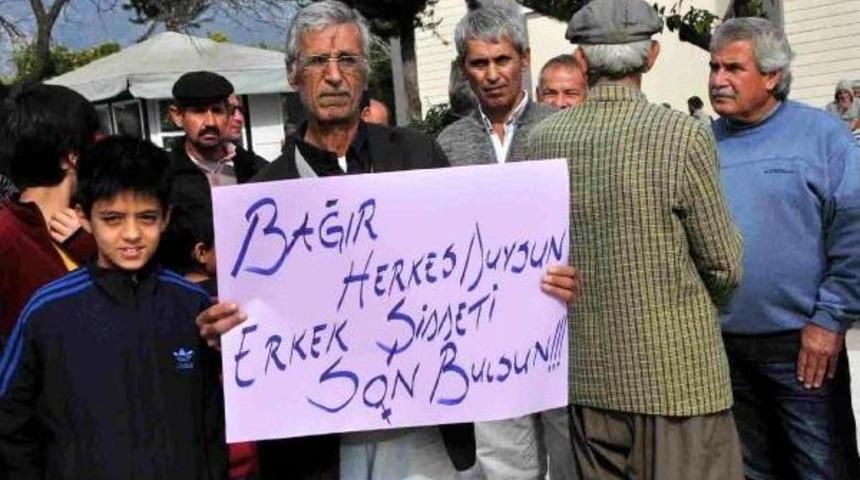 Demre'de Kadınlardan Cinayet Protestosu