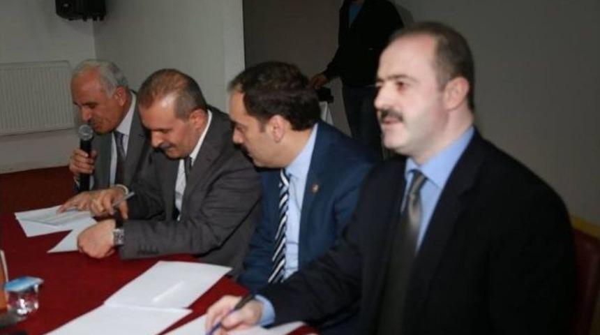 Tuşba&rsquo;da &rsquo;muhtarlarla İstişare&rsquo; Toplantısı