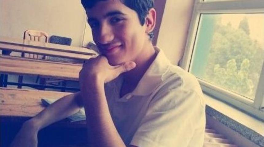 Bunalıma Giren 18 Yaşındaki Gen&ccedil; Kendini Astı