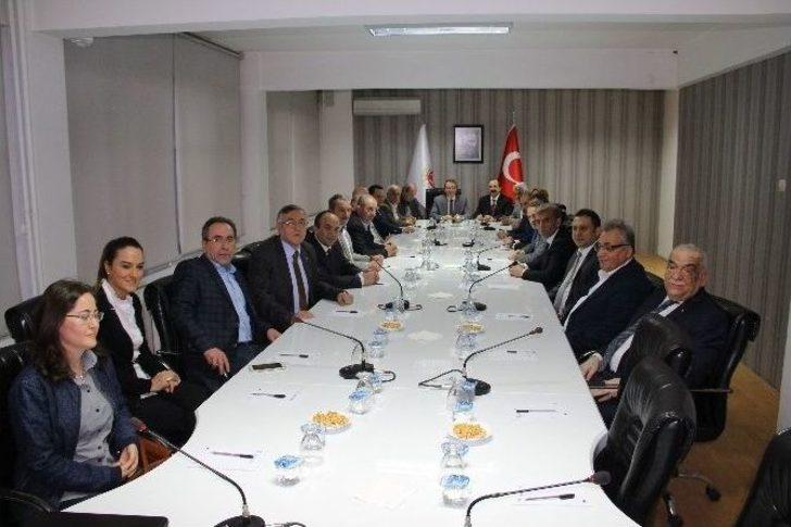 Ak Parti’nin Oda Ve Borsa Ziyaretleri G1