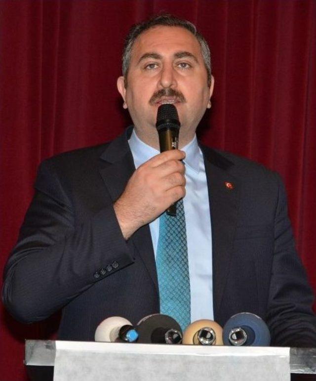 Ak Parti Genel Başkan Yardımcısı Abdulhamit Gül: