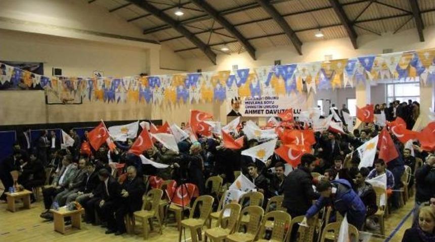 Bolu'da Okul Salonunda Ak Parti Kongresi Yapıldı