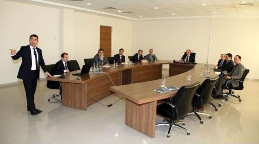 Altay, &ldquo;değerli Toplumun Yolu Değerler Eğitiminden Ge&ccedil;iyor&rdquo;