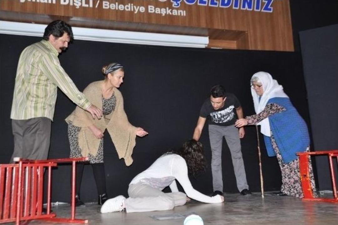 Sakaryasporlu Futbolcular Uyuşturucuya Dikkat &Ccedil;ekti