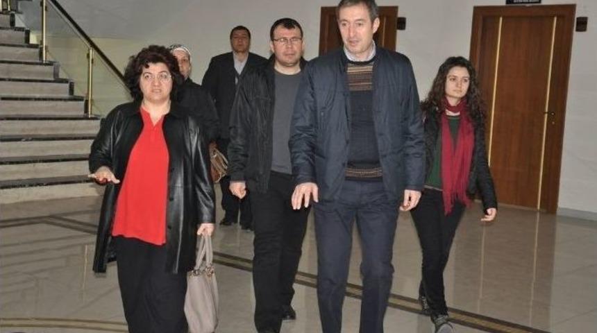 Emine Ayna Belediyeyi Ziyaret Etti