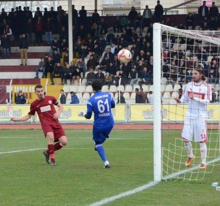 İnegölspor- Gümüşhanespor Fotoğrafları G3
