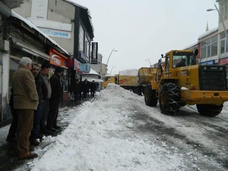 Eleşkirt’te Kar Temizleme Çalışması G4