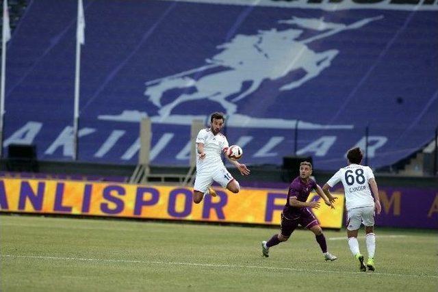 Osmanlı Stadı’nda Türk Spor Tarihinde Bir İlk