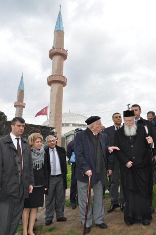 Bartholomeos: Şiddet Tanrı'nın Lütfettiği Aklı Kullanamayanların Başvurduğu Yöntemdir (2)