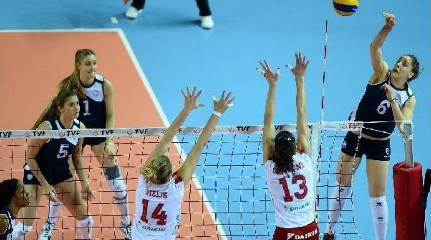 T&uuml;rkiye Bayanlar 1. Voleybol Ligi'nde 16. Hafta Ma&ccedil;ları Oynandı