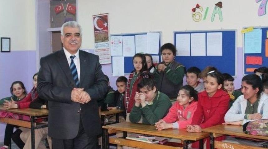 İl M&uuml;ft&uuml;s&uuml; Akkuş&rsquo;ttan Bayırk&ouml;y Beldesi Orta Okulu&rsquo;na Ziyaret
