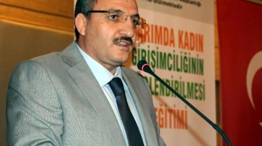 Kadın &Ccedil;ift&ccedil;ilere Girişimcilik Eğitimi