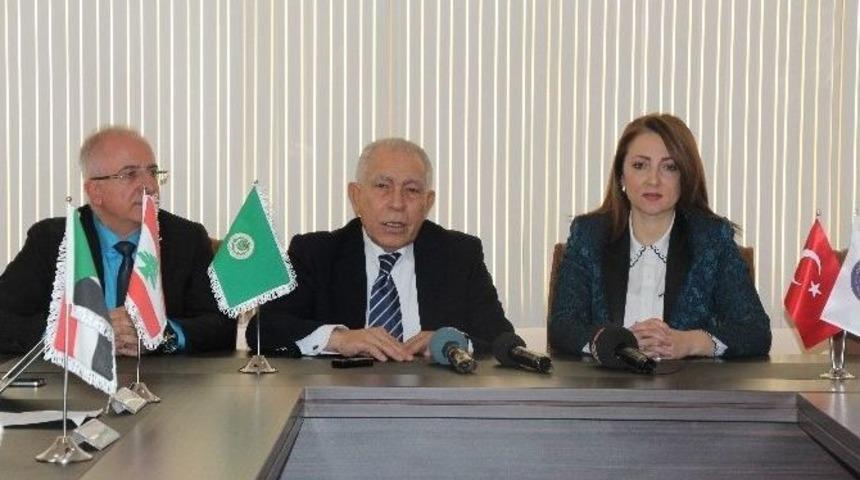 Arap Devletler Birliğinden Nezaket Emine Atasoy&rsquo;a Arap D&uuml;nyası Ve Devletleri Adına Takdir Ve Onur &Ouml;d&uuml;l&uuml; Verildi