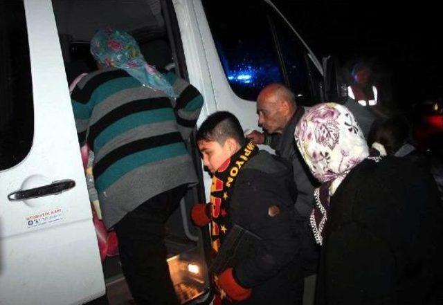 Babadağ’Da Mahsur Kalan 2’Si Bebek 45 Kişi Kurtarıldı 3